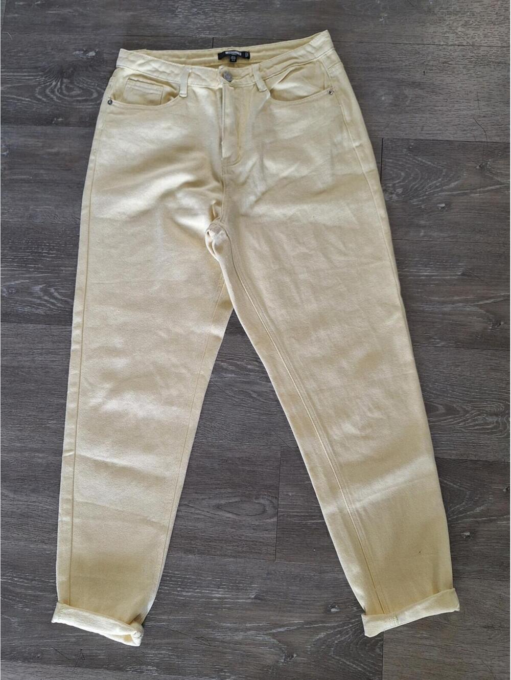 Missguided Pale Yellow High-Rise Jeans Size 8 Tall